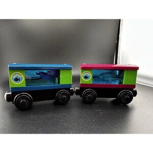 Thomas Wooden Railway 2003 Sodor Aquarium Cars Octopus Shark Lot Of 2 GUC